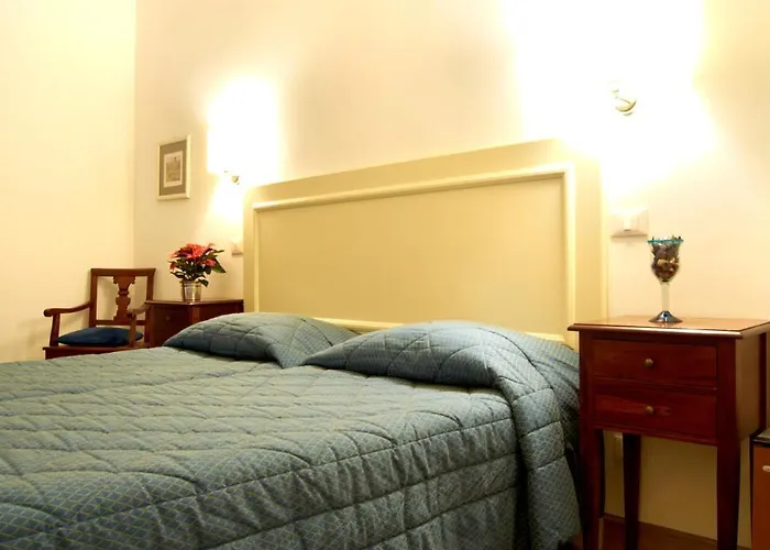Domus Mazzini 4*